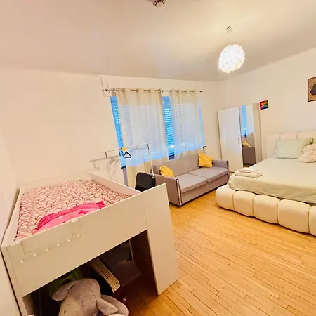 Lux Haven Designer Flat In The Heart Of *