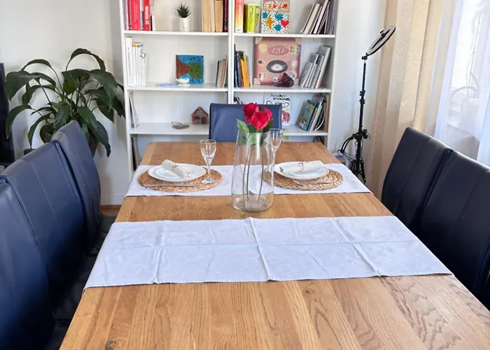 Lux Haven Designer Flat In The Heart Of